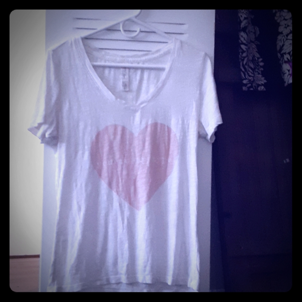 Oversized White V-neck Tshirt